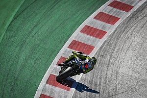 Rossi denkt dat stewards ‘op hoger niveau moeten presteren’