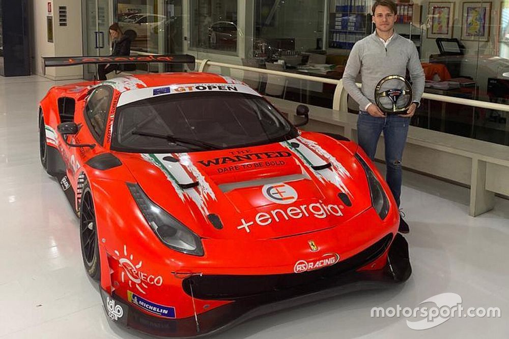 Daniele Di Amato sulla Ferrari nel GT Italiano e Open