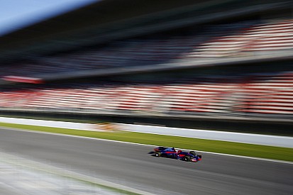Sainz: "La gente no se imagina cómo es conducir estos coches"