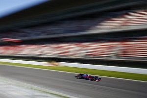 Sainz: "La gente no se imagina cómo es conducir estos coches"