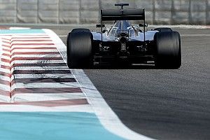 Hamilton: 2017 mule car tyre testing a "waste of my time"