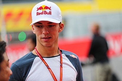 Gasly kihagyja az Amerikai Nagydíjat: ki lesz Kvyat csapattársa Austinban?