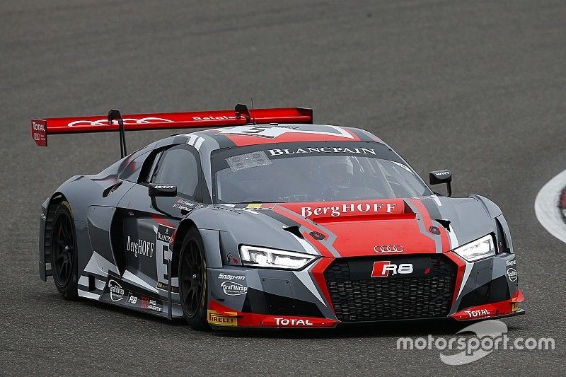 Dries Vanthoor svetta nelle pre-qualifiche bagnate di Barcellona