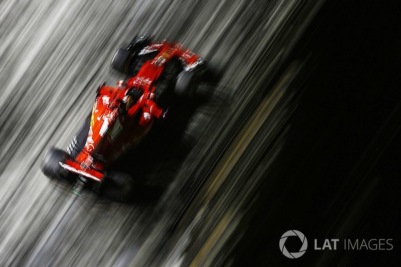 Fotogallery: la strepitosa pole Ferrari firmata da Vettel a Singapore