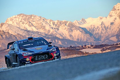 Monte Carlo WRC: Neuville pulls away as Ogier, Meeke go off