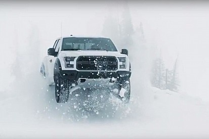 Vidéo - Ken Block brise la glace avec un Ford F-150 Raptor
