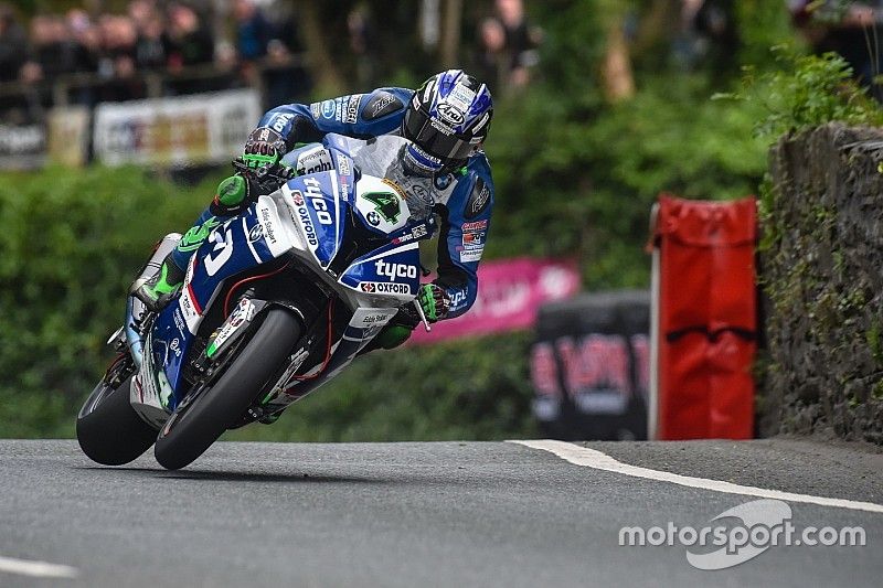 TT 2017, Hutchinson trionfa in Superbike