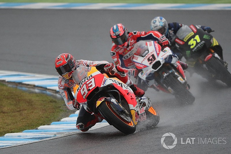 MotoGP 2017 in Motegi: Crutchlow räumt Lorenzo ab, Marquez stürzt