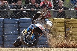 Queda de Miller assusta e Yamaha domina: imagens do sábado