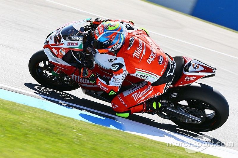 Lorenzo Savadori entra in SP2, ma vorrebbe un'Aprilia meno "fisica"