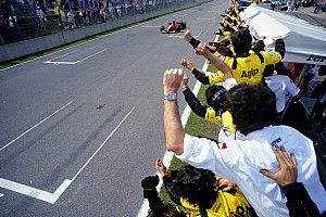 Jean Alesi felejthetetlen győzelme Kanadában a Ferrarival