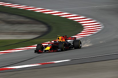 Terceiro, Verstappen aposta no ritmo de corrida da Red Bull