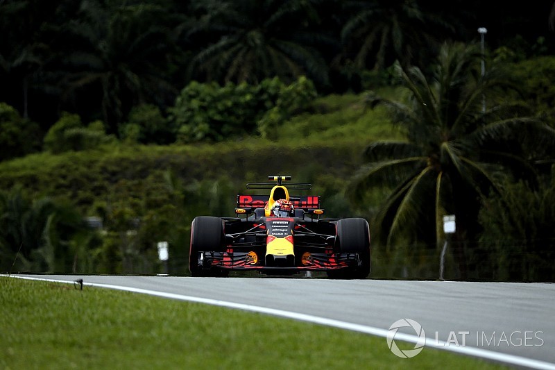 Nessuna sanzione per Verstappen e Palmer per l'incidente in FP3