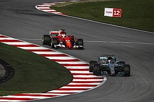 Босс Mercedes во второй раз за месяц посочувствовал Ferrari и Феттелю
