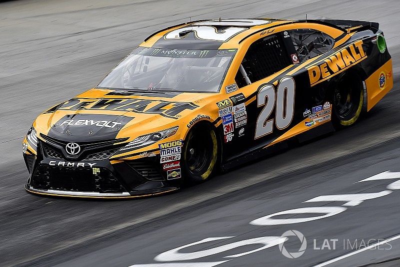 Kenseth takes Stage 2 win at Bristol