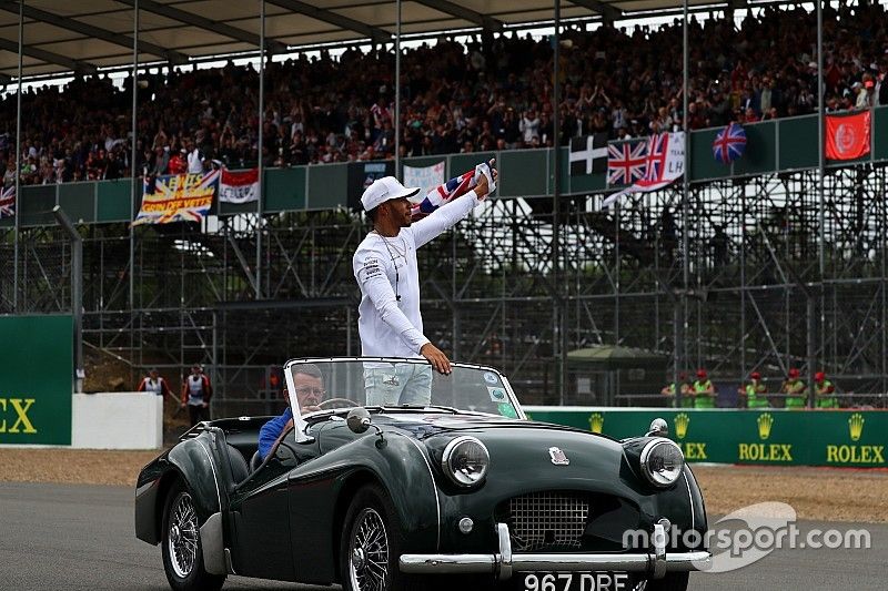 Lewis Hamilton, Mercedes AMG F1 en el desfile de pilotos