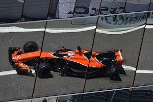 Alonso: "Veremos qué pasa en 2018 con cada uno de nosotros"