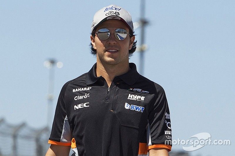 Sergio Pérez, Sahara Force India camina por el circuito