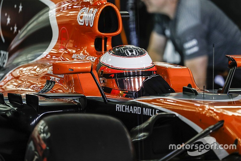 Vandoorne fails to start Bahrain GP as Honda nightmares continue
