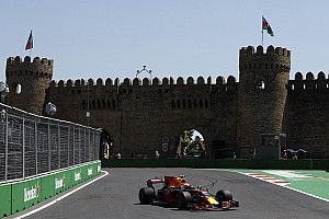 GP Azerbaijan: Tabrak pagar pembatas, Verstappen tetap unggul di FP2