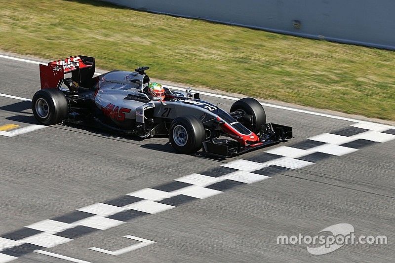 Steiner surprised by Haas progress at first F1 test