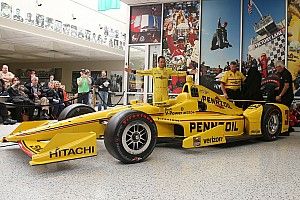 Castroneves reveals Indy livery, launches Penske display