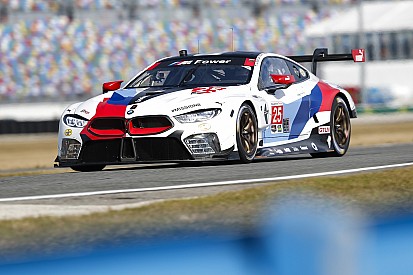 Daytona 24 órás: fantasztikus képek érkeztek a helyszínről