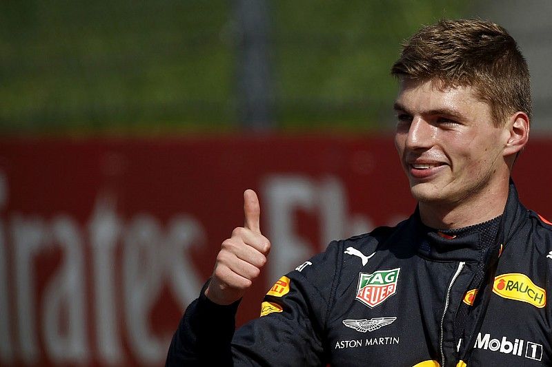 Racewinnaar Max Verstappen, Red Bull Racing en Sebastian Vettel, Ferrari in parc ferme