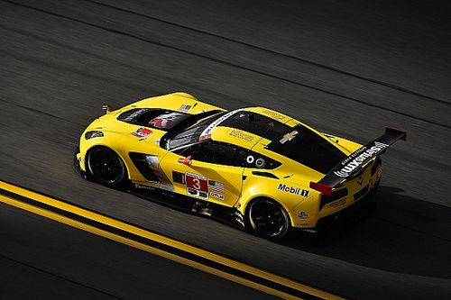 Jan Magnussen: Tough start to title defense at Rolex 24