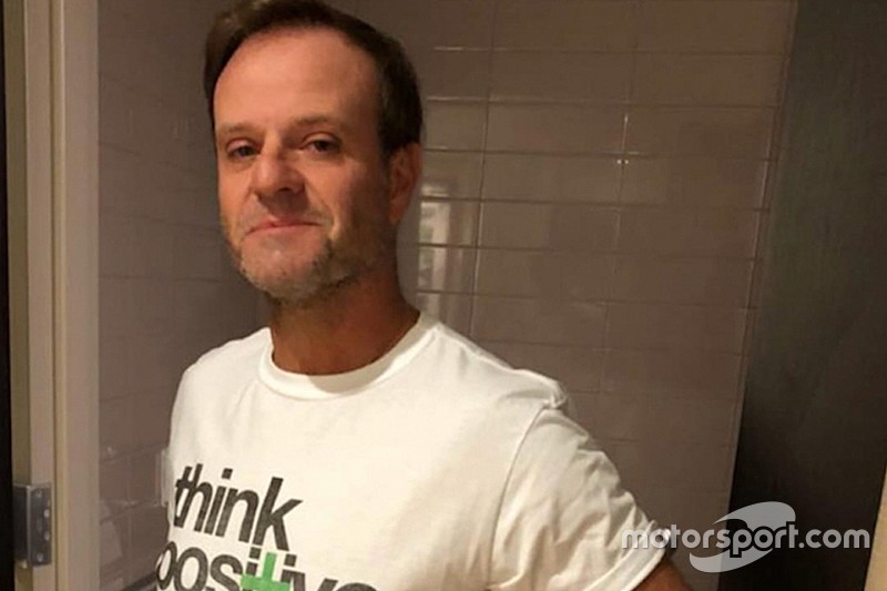Pai de Barrichello tranquiliza: “Nosso campeão está bem”