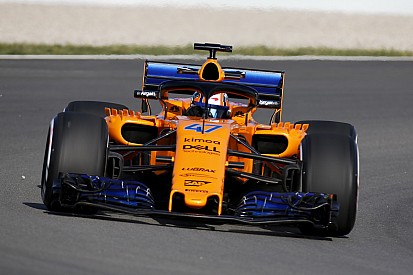 Fotogallery F1: il primo giorno di test a Barcellona