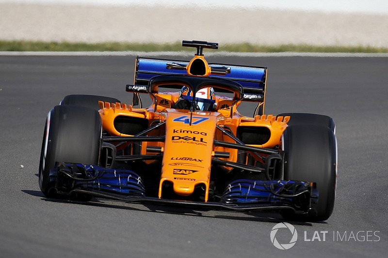 Fotogallery F1: il primo giorno di test a Barcellona