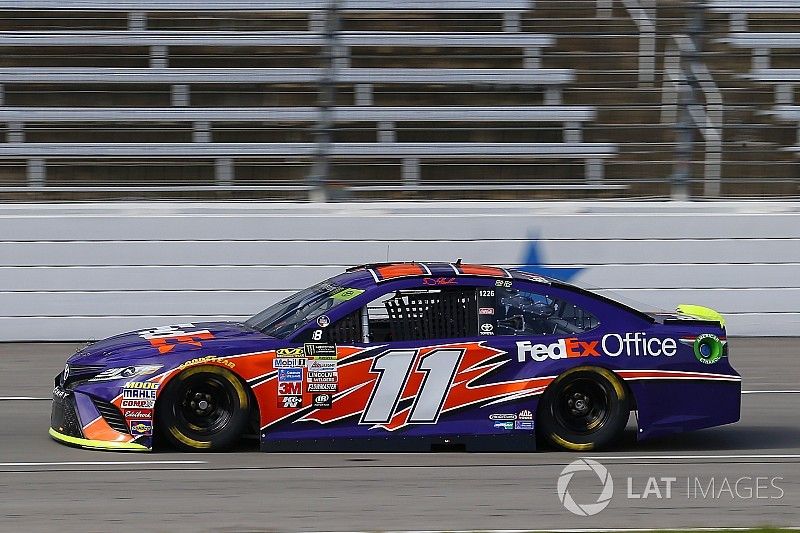 Denny Hamlin tops final Cup practice at Texas