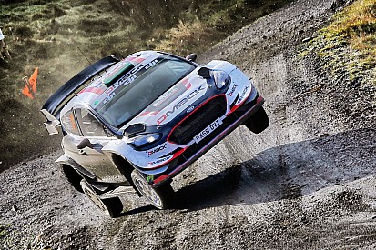 The champions chase success on season finale