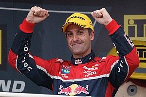 Pukekohe Supercars: Whincup wins tense second race