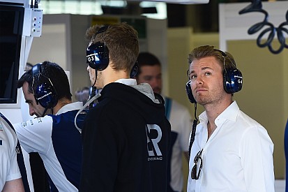 Rosberg: "Ritiro di Hamilton? Non mi risulta affatto!"