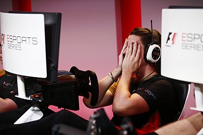 Формула 1 проводит второй сезон киберчемпионата F1 eSports. Что сейчас в нем происходит?