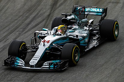 Mercedes promete un diseño “mucho más agresivo” en su coche de 2018