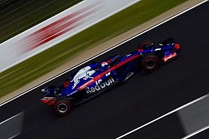 Fotogallery: le foto più belle della Toro Rosso STR13 nei test del Montmelo