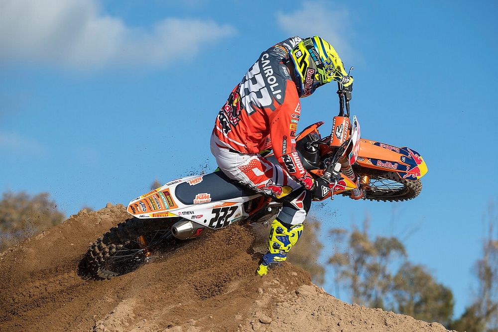 Putuskan Gantung Helm, KTM Angkat Tony Cairoli Jadi Penasihat