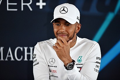 Hamilton, Mercedes ile kontrat yenilemeye çok yakın