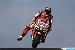 Phillip Island: Savadori e Camier brillano nelle libere del venerdì