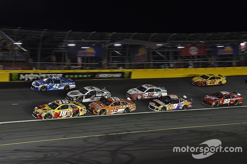 NASCAR prohíbe a todos sus integrantes apostar durante las competencias