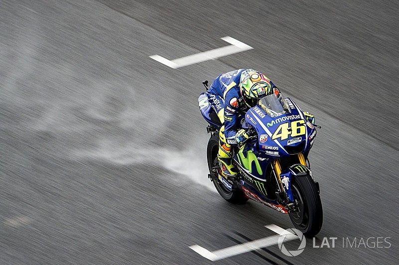 Pour Rossi, Yamaha "est très en retard" sur la concurrence