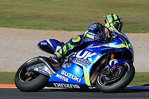 Iannone estrena con el mejor tiempo el asfalto en Jerez