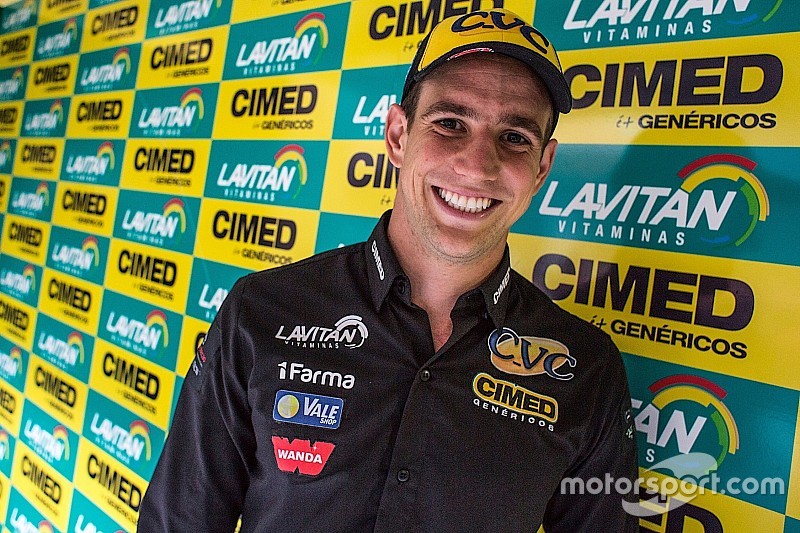 Lucas Foresti assina com Cimed Racing para 2018