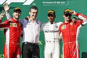 Stand WK Formule 1: Hamilton met voorsprong de zomerpauze in