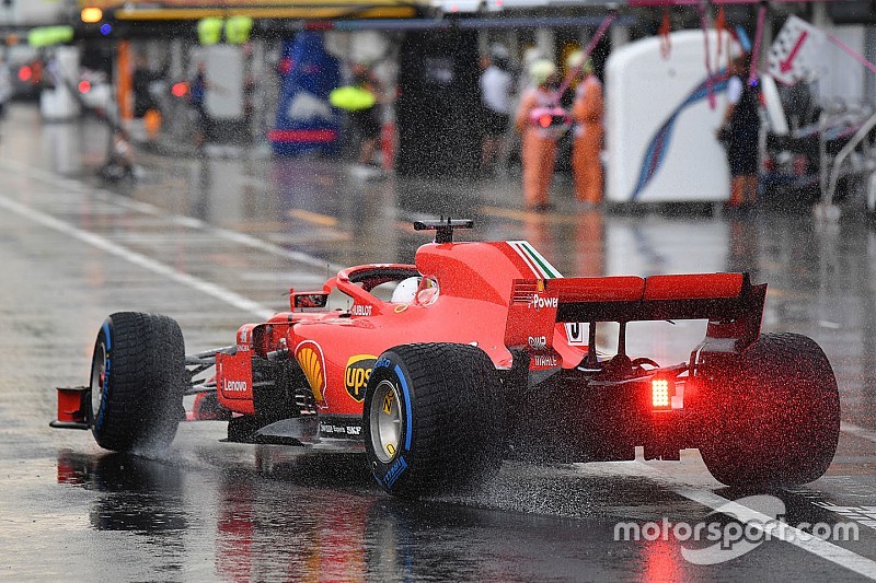 Vettel: "No es un desastre salir cuarto, la carrera es larga"