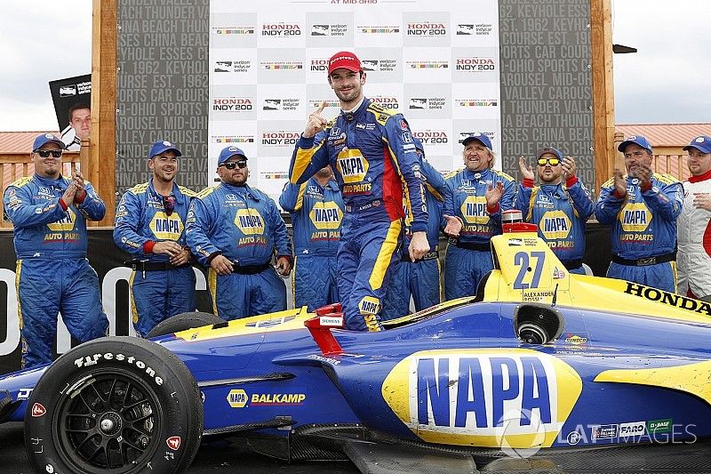 Winner Alexander Rossi, Andretti Autosport Honda