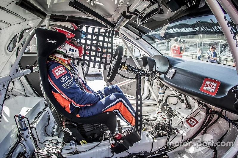 Videón Michelisz és Huff drámája a Zöld Pokolból